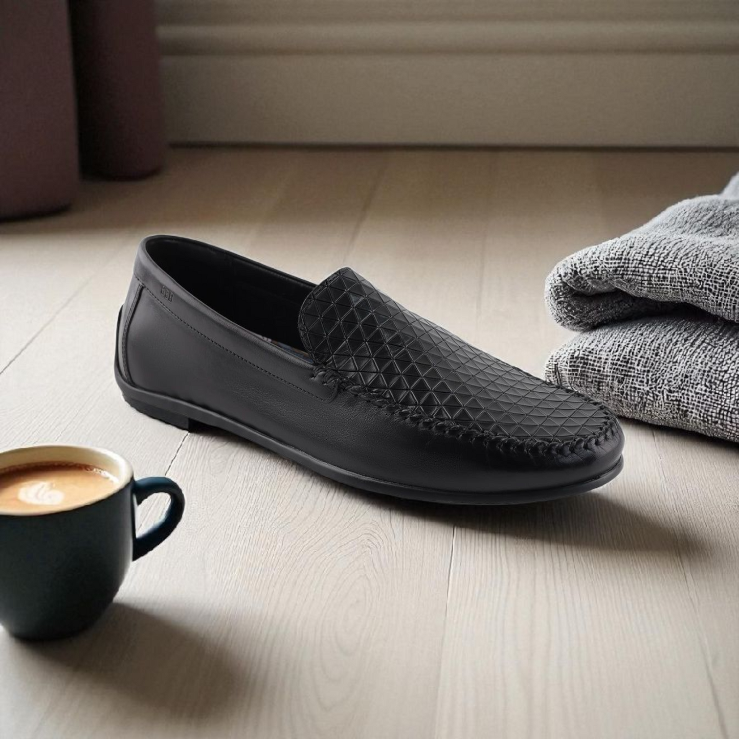 Gordon & Bros Black Diamond Cut Loafer