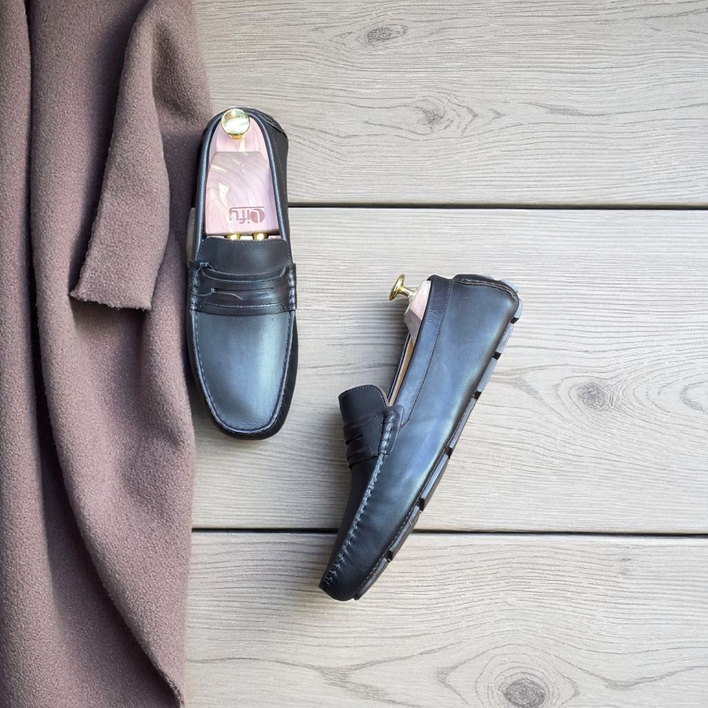 Gordon & Bros Black Driving Loafer